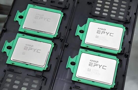 Hybrid AI AMD EPYC 955th Gen 65 CPUs For Virtualized Workloads