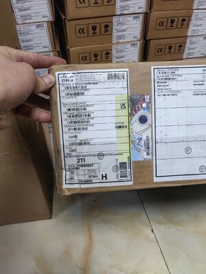 Cisco C9500-48Y4C-A Enterprise Network Switch with 48x25G Ports 3.2 Tbps Switching Capacity and PoE Support